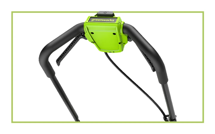 Прорезиненая рукоять Предотвращает скольжение рук во время работы