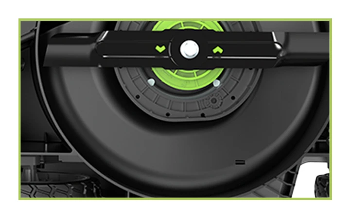 Пластиковая дека Пластик устойчив к попаданию посторонних предметов