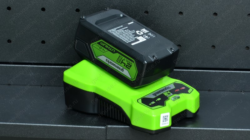 Купить Зарядное устройство Greenworks G24C4, 24V - официальный магазин ...